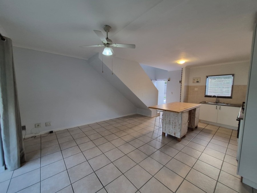 To Let 2 Bedroom Property for Rent in Sonstraal Heights Western Cape